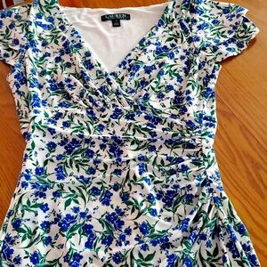 Feminine Fantasy! LR LAUREN, faux-wrap, ruched-side-waist, flutter sleeves.